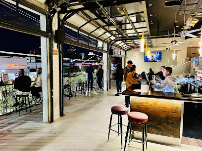 JR's Bar & Grill