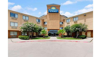 Days Inn & Suites by Wyndham DeSoto